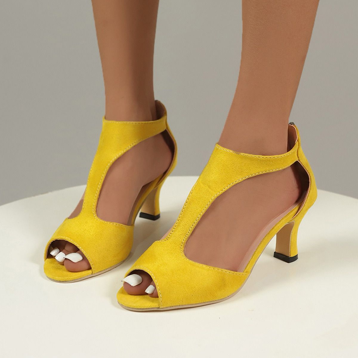 Orthopedic Leather Heeled Shoes - OrthoElegance™
